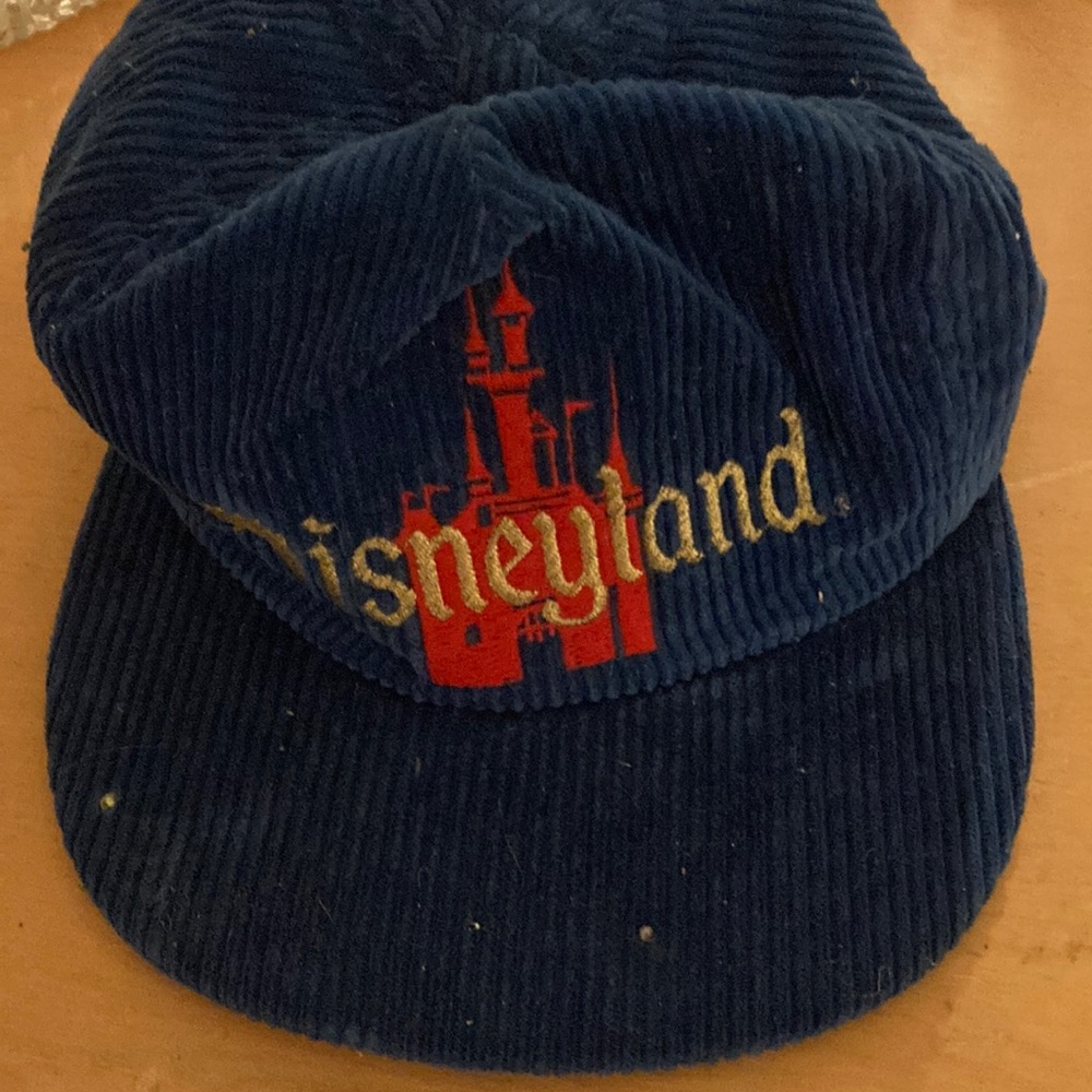 Disneyland hat